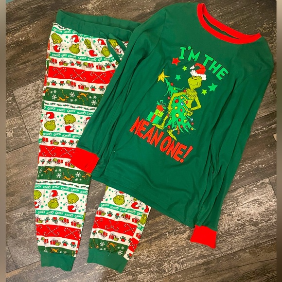 Grinch Green and Red Women’s Pajamas - Picture 1 of 1